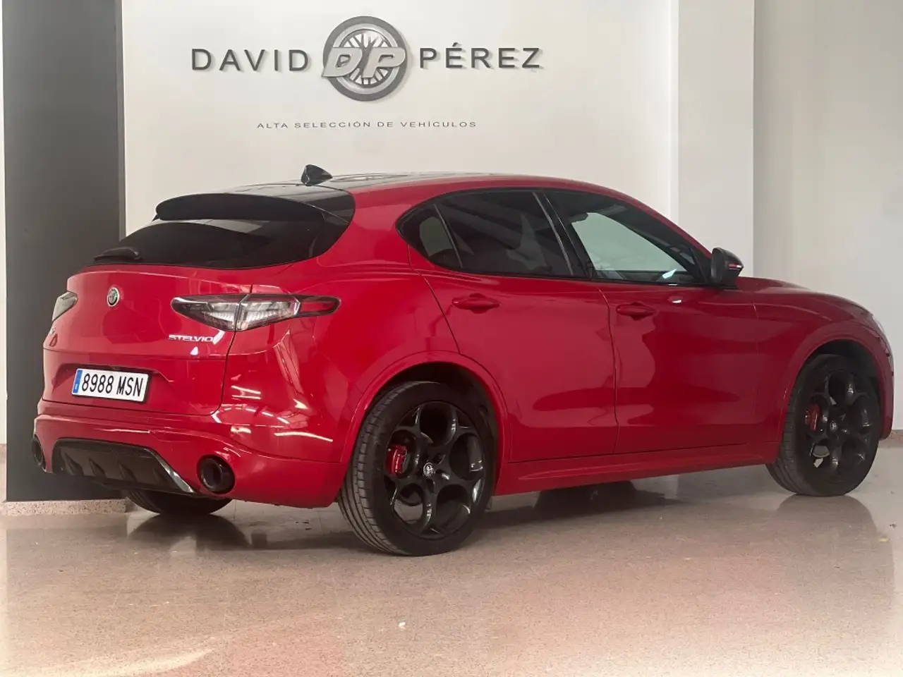 Alfa Romeo Stelvio 2.2 Tributo Italiano Q4 210 Aut. — Galerie du véhicule 21