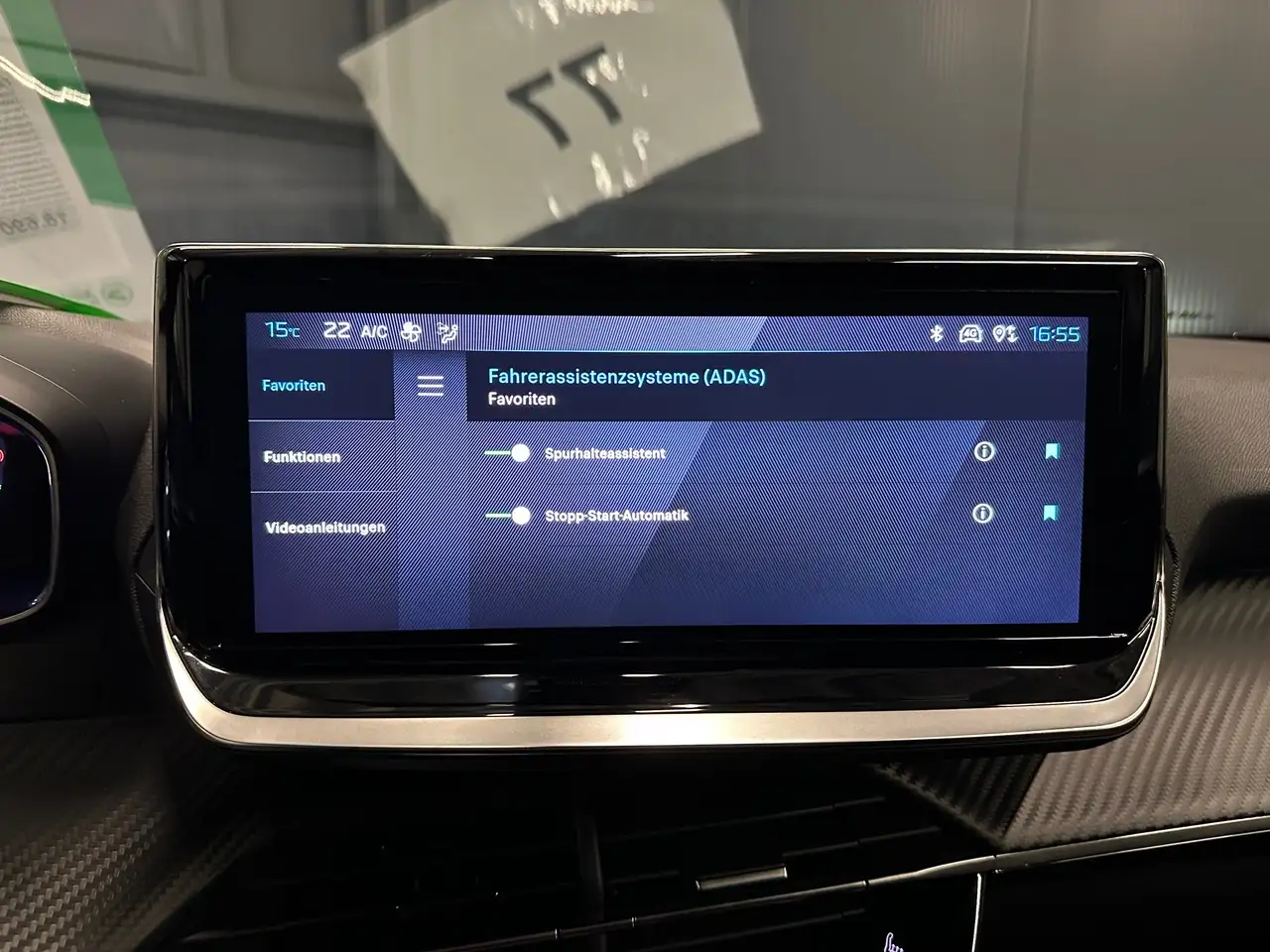 Peugeot 2008 Allure *CarPlay*Sitzhzg.*Allwetter*NAVI*KAMERA*LED — Vehicle gallery 23