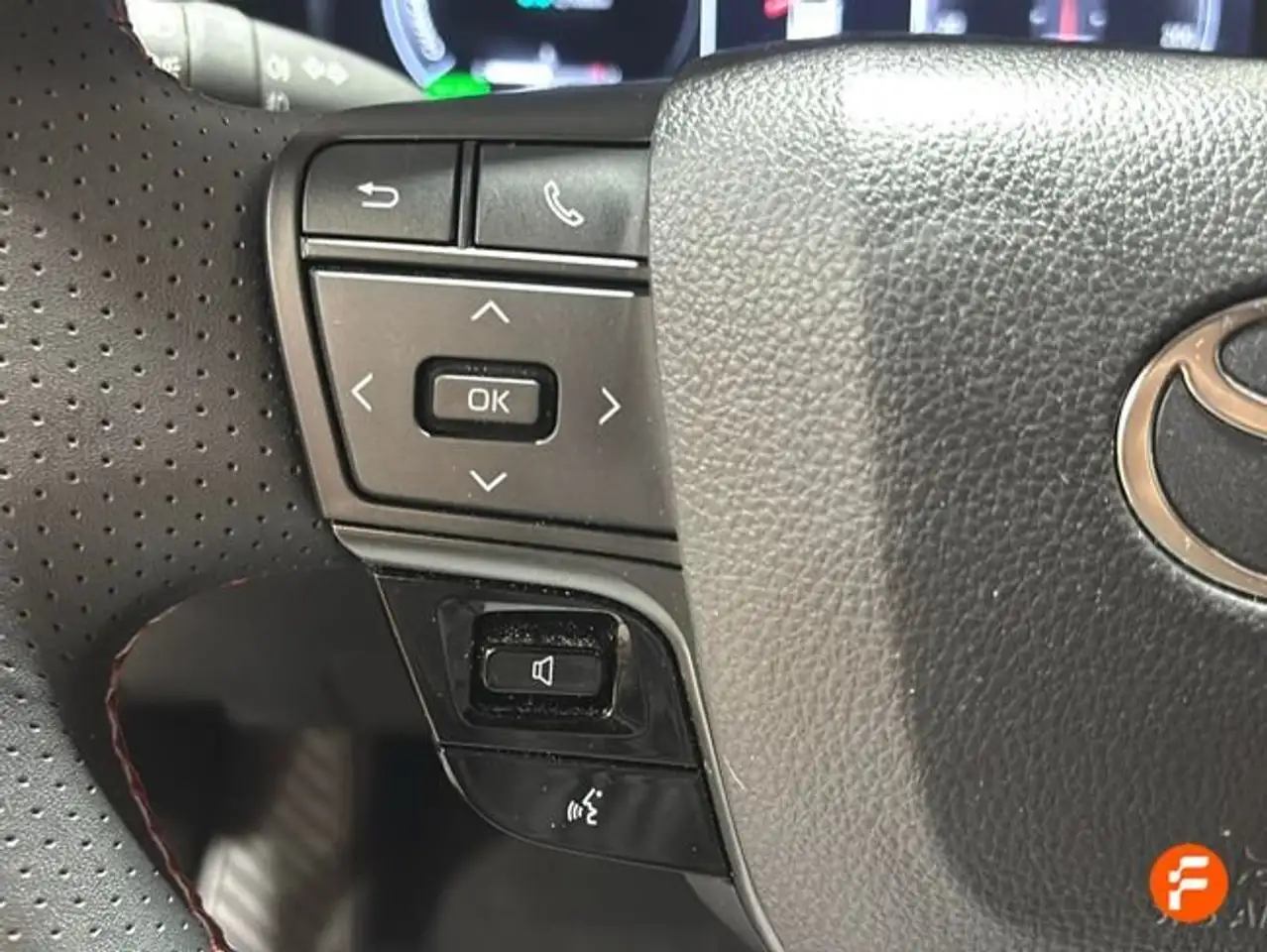 Toyota C-HR 200H GR Sport AWD — معرض صور السيارة 12