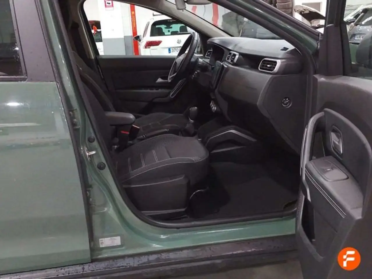 Dacia Duster 1.3 TCe Journey Go EDC 4x2 110kW — Vehicle gallery 14