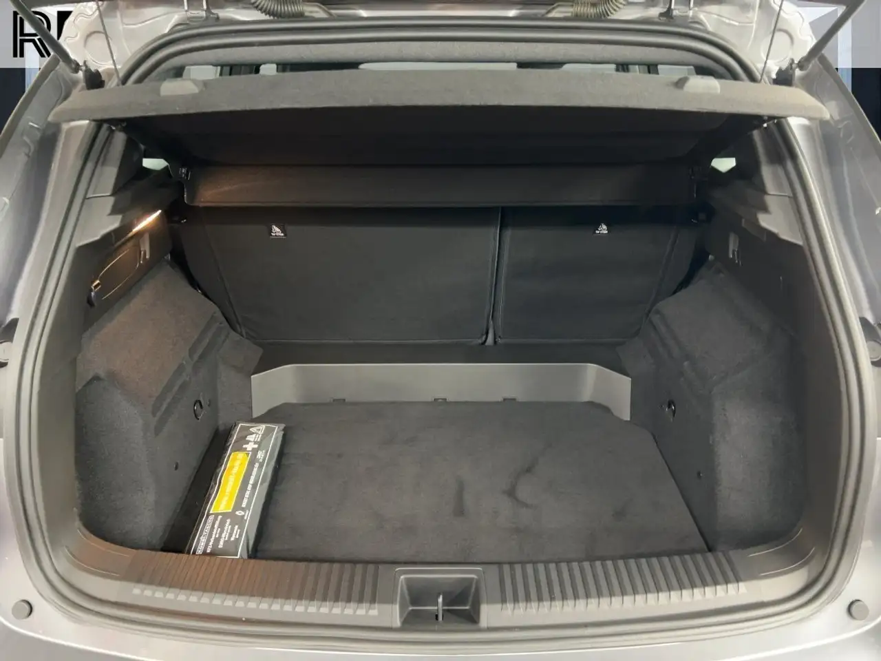 Renault Austral EVOLUTION TCe 160 AUTOMATIK KLIMAAUTOMATIK — Vehicle gallery 21