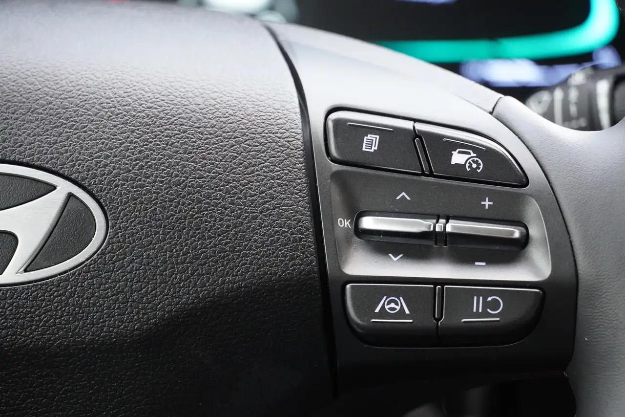 Hyundai i30 Kombi 1.0 T-GDI LED Navi Kamera — معرض صور السيارة 12
