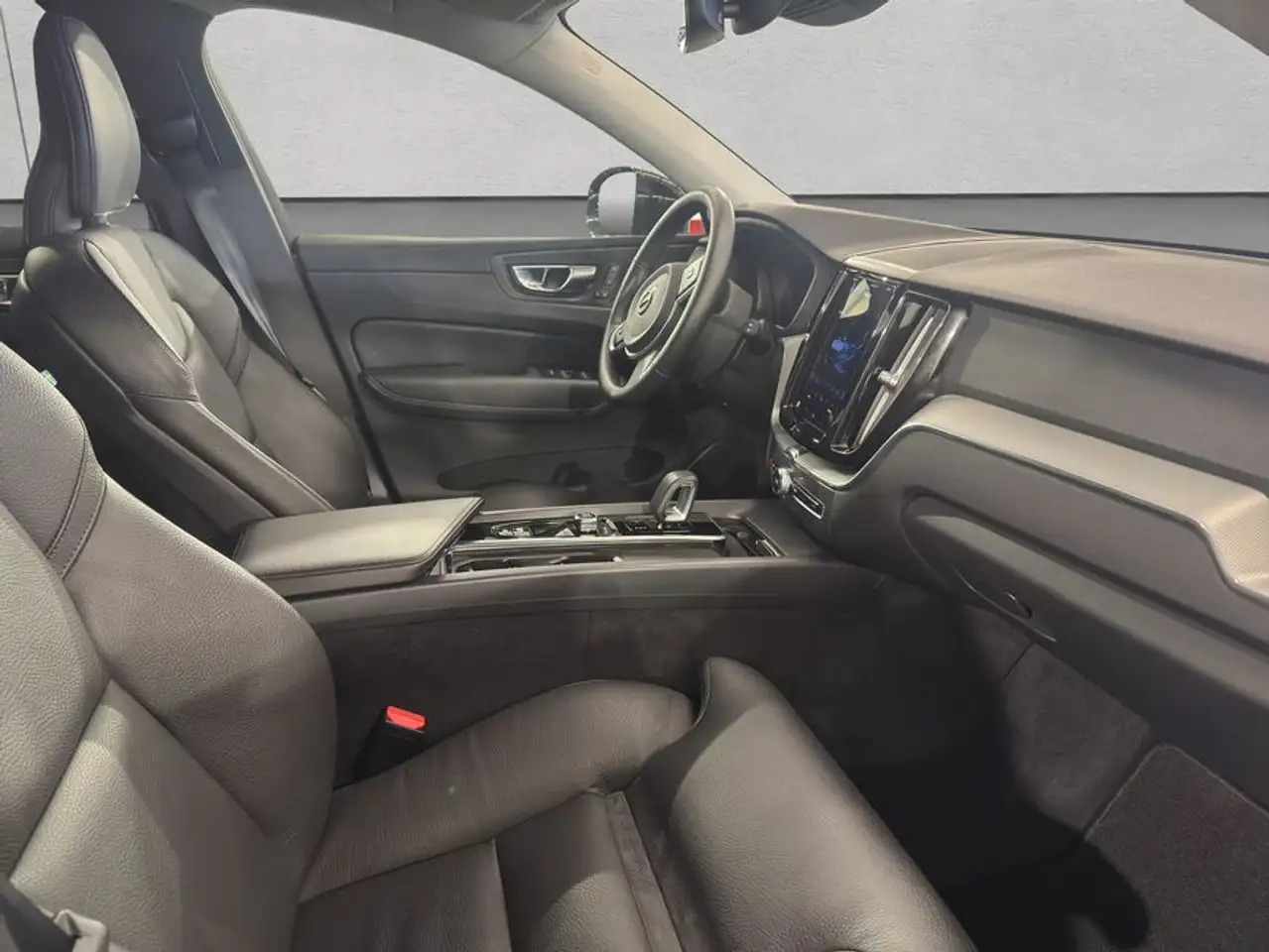 Volvo XC60 XC60 B5 AWD Vollleder Licht- Sitzkomfort -Winter-P — معرض صور السيارة 16