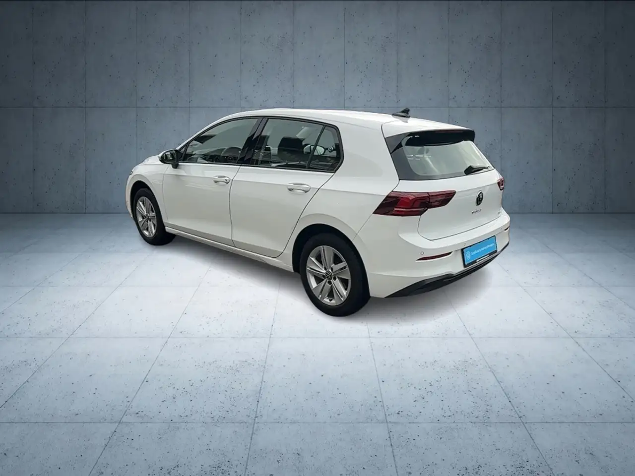 Volkswagen Golf Life 1.5 eTSI DSG LED R-KAMERA ACC SHZ PDC — Galerie du véhicule 6