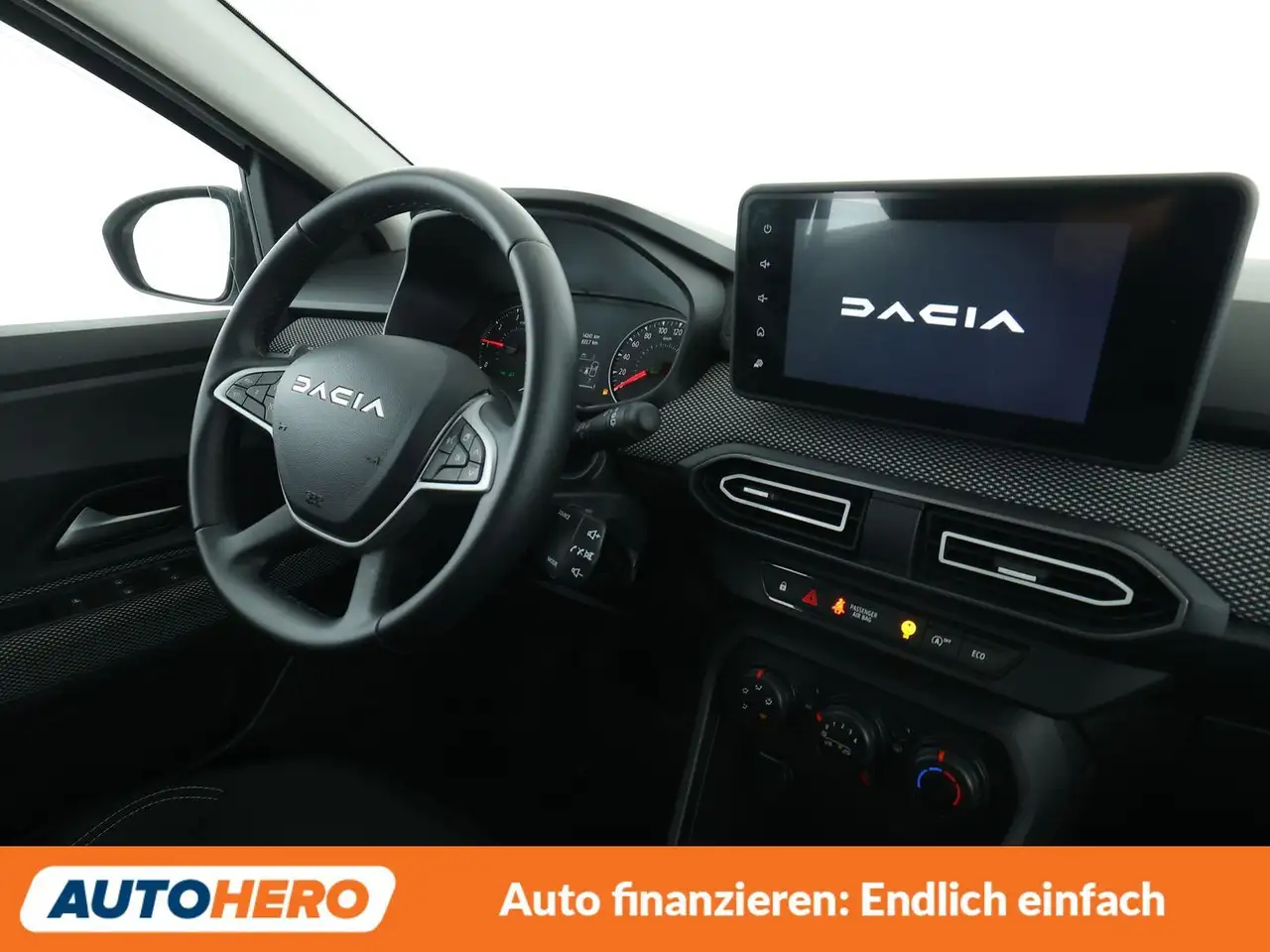 Dacia Sandero 1.0 TCe Expression*TEMPOMAT*PDC*AHK*BT* — Galerie du véhicule 13