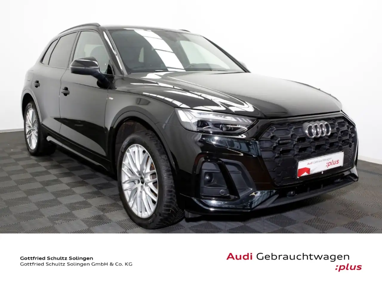 Audi Q5 40 TFSI quattro S line — معرض صور السيارة 3