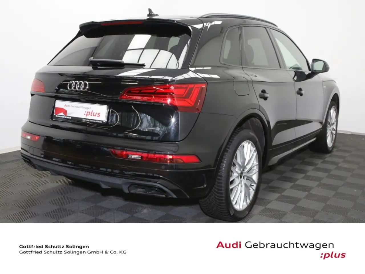 Audi Q5 40 TFSI quattro S line — معرض صور السيارة 5