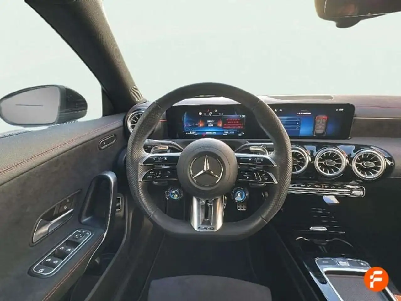 Mercedes-Benz CLA 35 AMG Mercedes-AMG 4MATIC+ — Galería del vehículo 15
