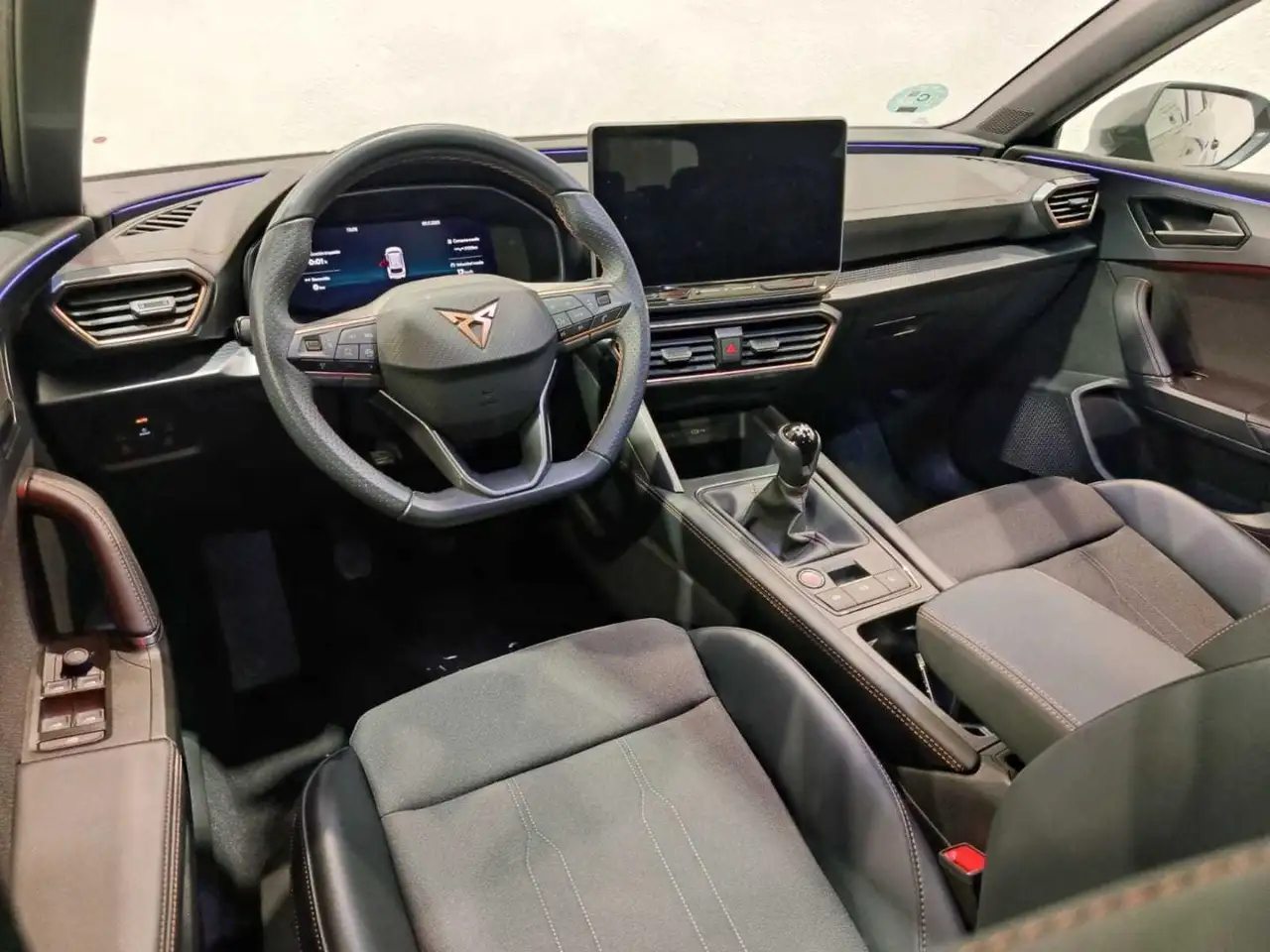 CUPRA Leon 1.5 TSI 110Kw — Galerie du véhicule 14