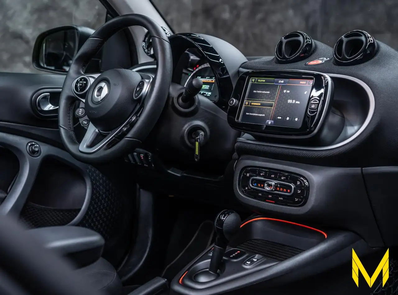 smart forTwo EQ cabrio passion EXCLUSIVE:I LOVE COLORS — معرض صور السيارة 20