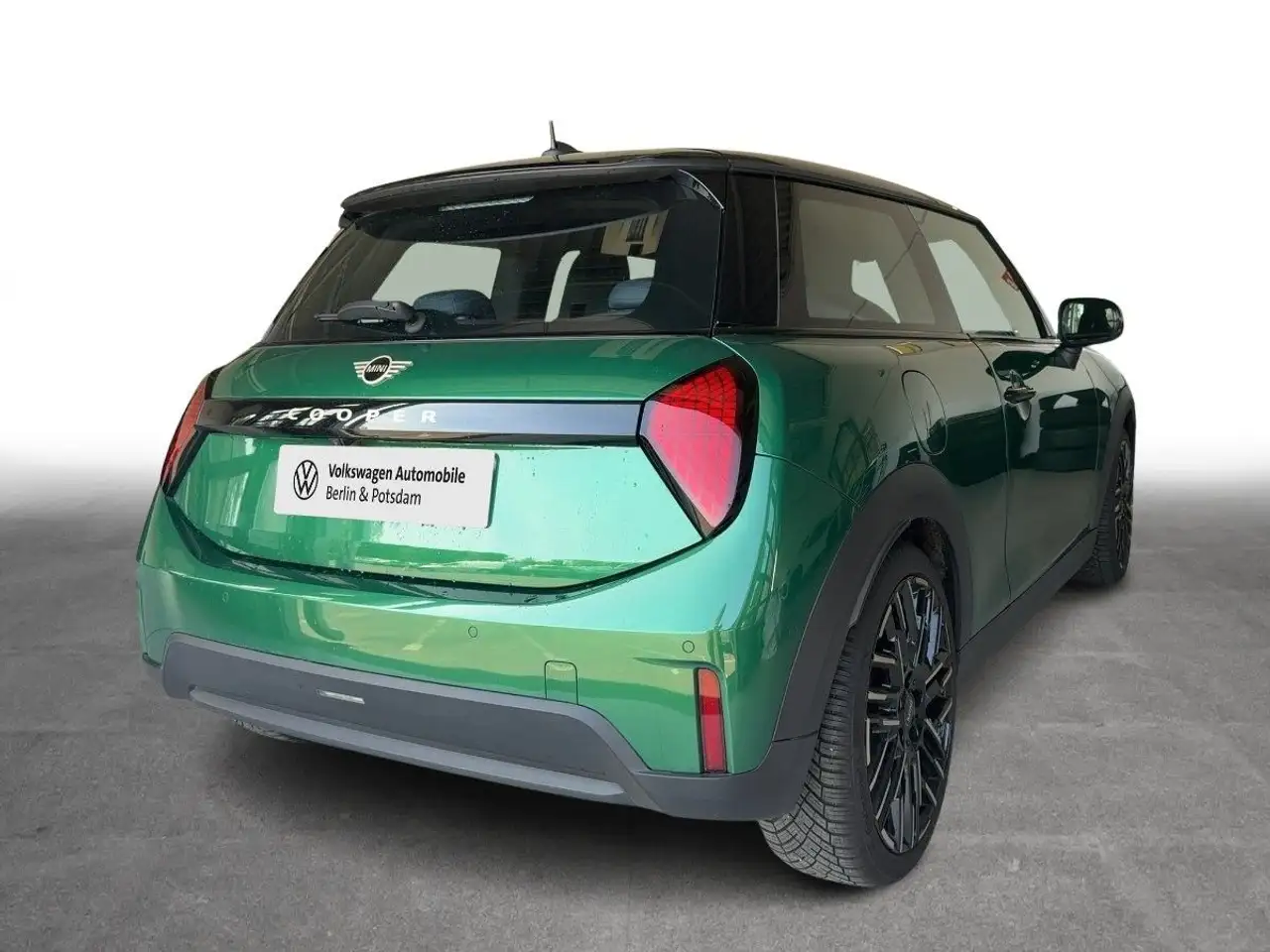 MINI Cooper C Favoured Trim Navi R-Kam SHZ Sportsitze — Vehicle gallery 4