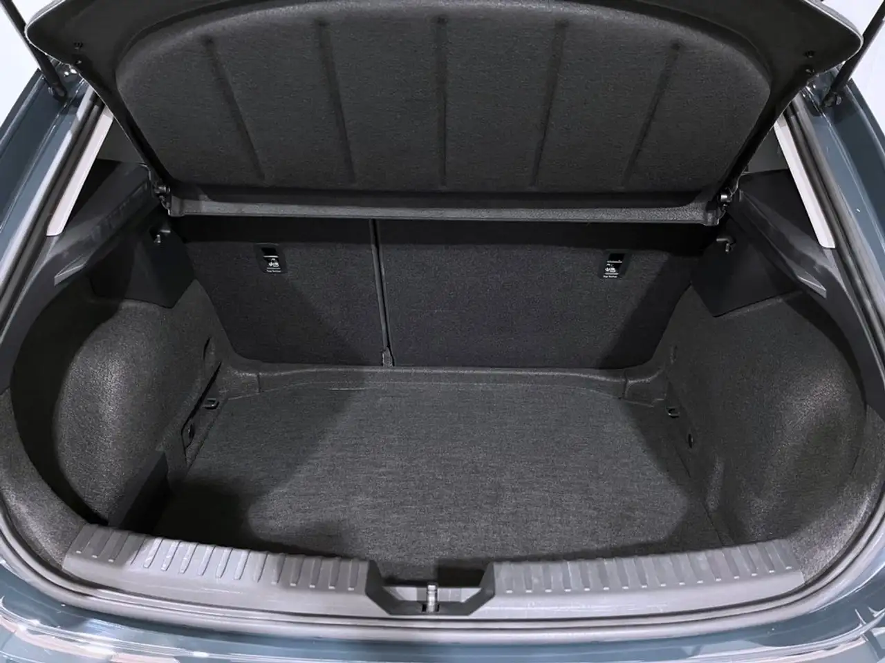SEAT Leon 1.5 TSI 85kW Style XS — معرض صور السيارة 7
