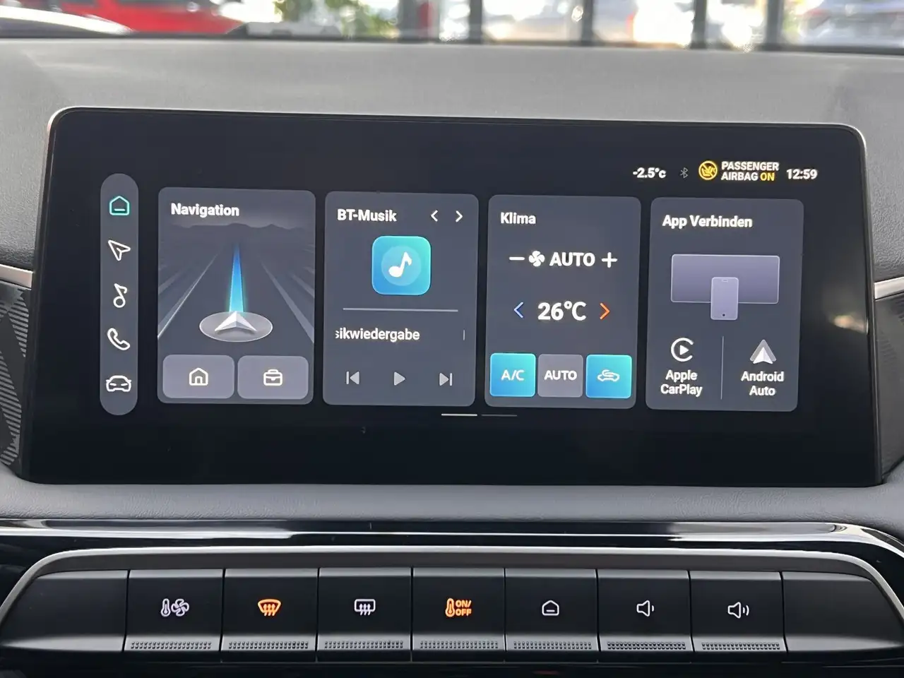 MG MG3 1.5 Hybrid+ 143kW Navi Kamera AppleCar — Galería del vehículo 11