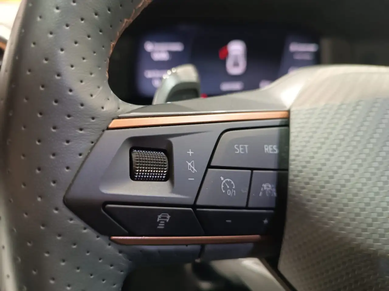 CUPRA Leon 1.5 ETSI Tech Edition DSG 110Kw — معرض صور السيارة 10