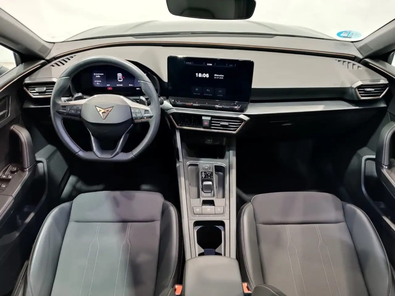 CUPRA Leon 1.5 ETSI Tech Edition DSG 110Kw — معرض صور السيارة 4
