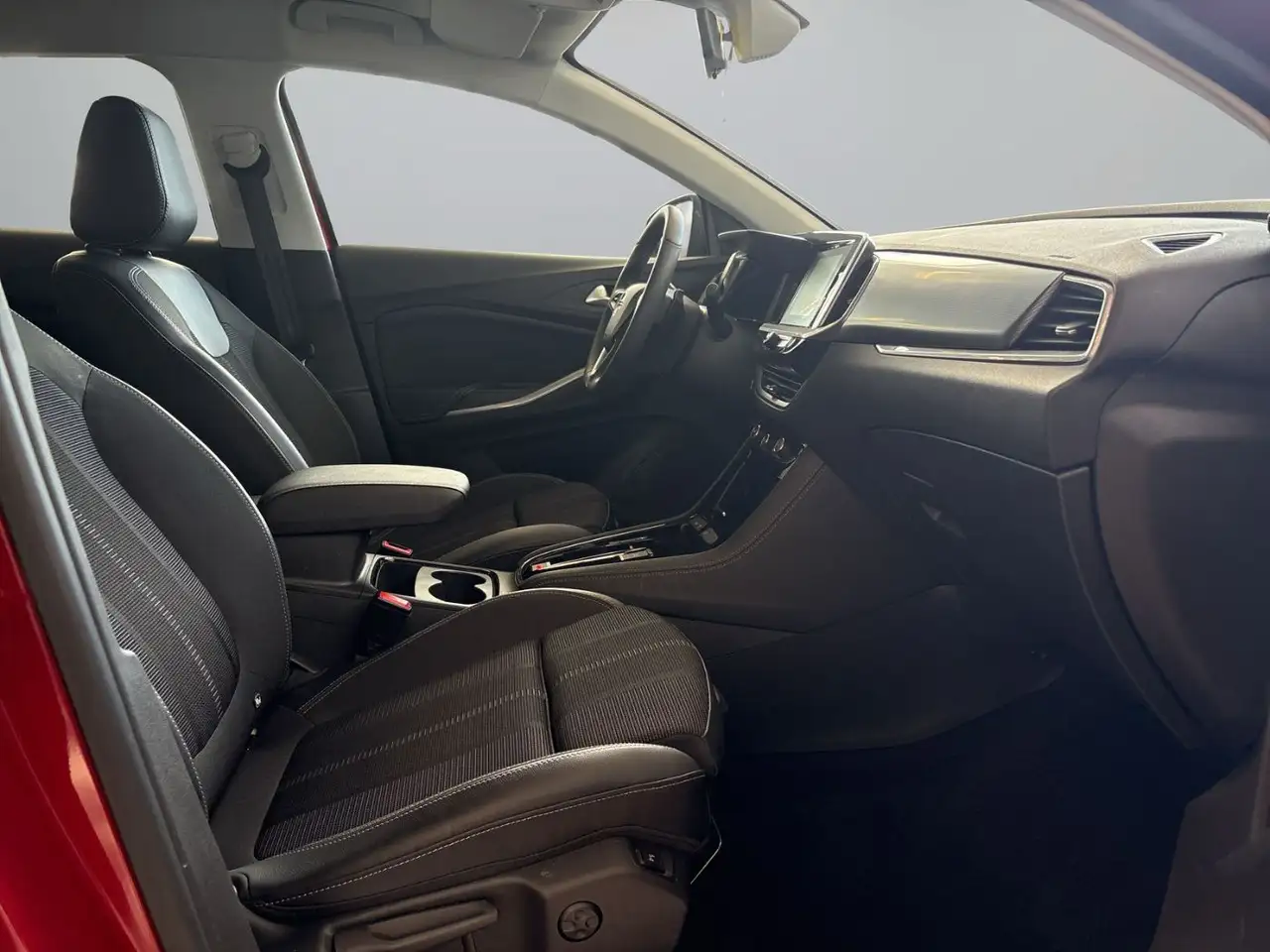 Opel Grandland 1.2 Turbo ENJOY ACC+AHK+LED+SHZ+Kam. — Galería del vehículo 13