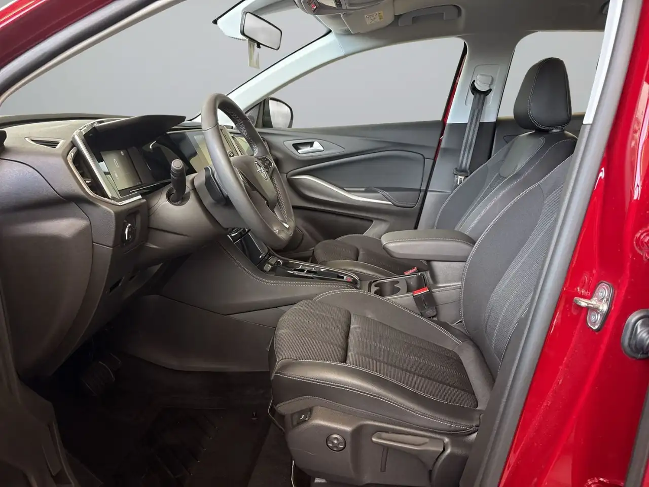 Opel Grandland 1.2 Turbo ENJOY ACC+AHK+LED+SHZ+Kam. — Galería del vehículo 9