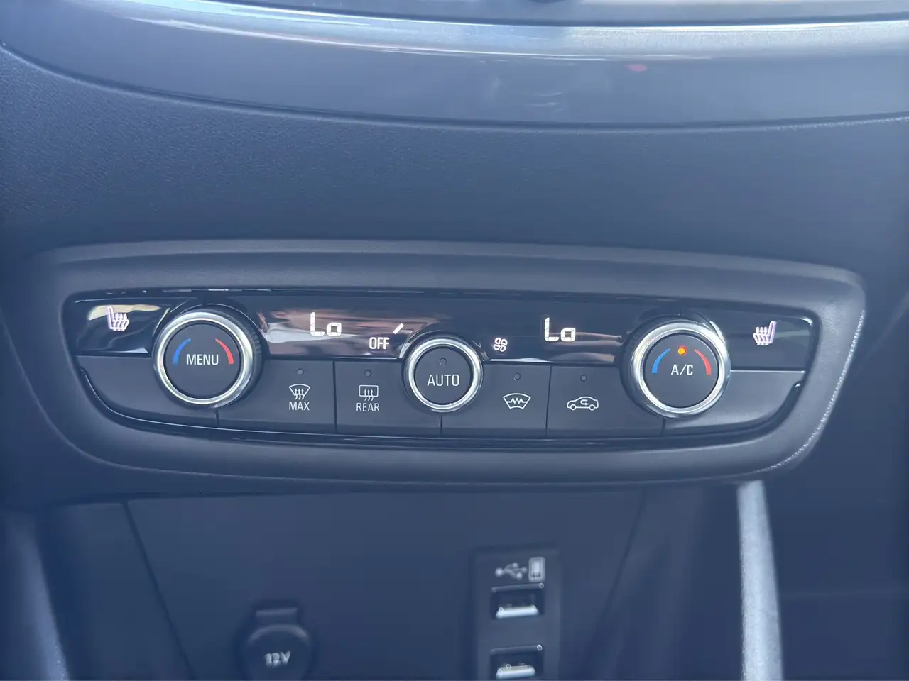 Opel Crossland 1.2 Turbo Elegance Naviagtion+LED — Vehicle gallery 20