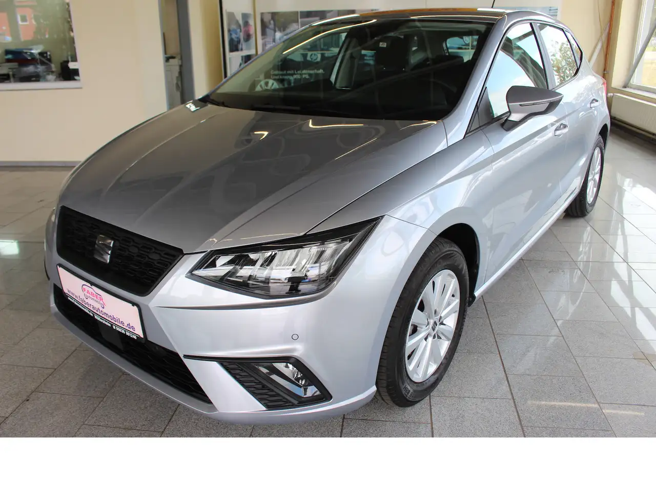 SEAT Ibiza Style1.0 TSI,Nur 9866KM,Wie Neu — Wölfersheim