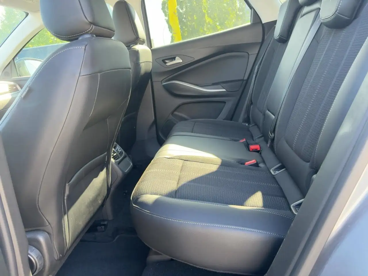 Opel Grandland 1.2 Turbo GS Line *HU/AU neu* — Galería del vehículo 10
