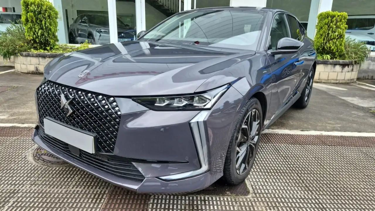 DS Automobiles DS 4 BlueHDi Etoile Alcantara Aut. 130 — Mutriku, Gipuzkoa