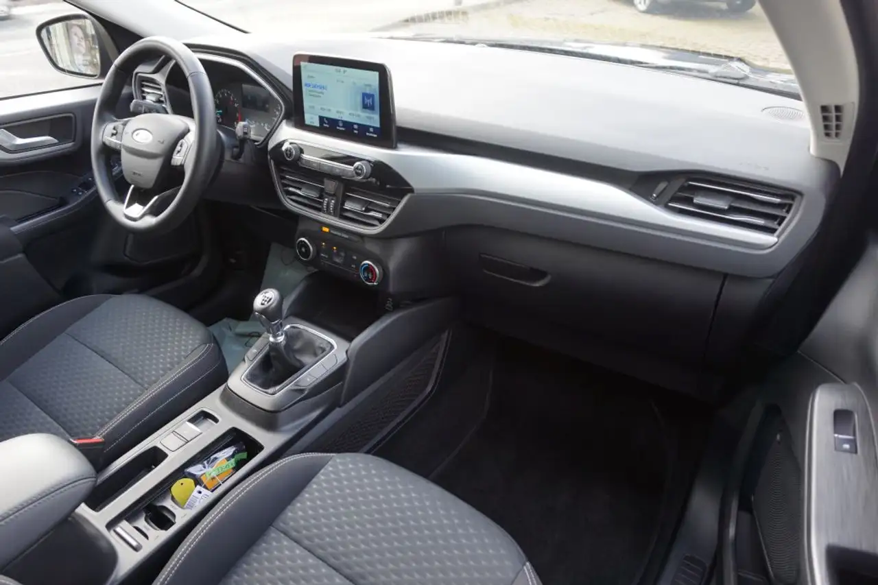 Ford Kuga 1.5 EcoBoost COOL&CONNECT — معرض صور السيارة 8