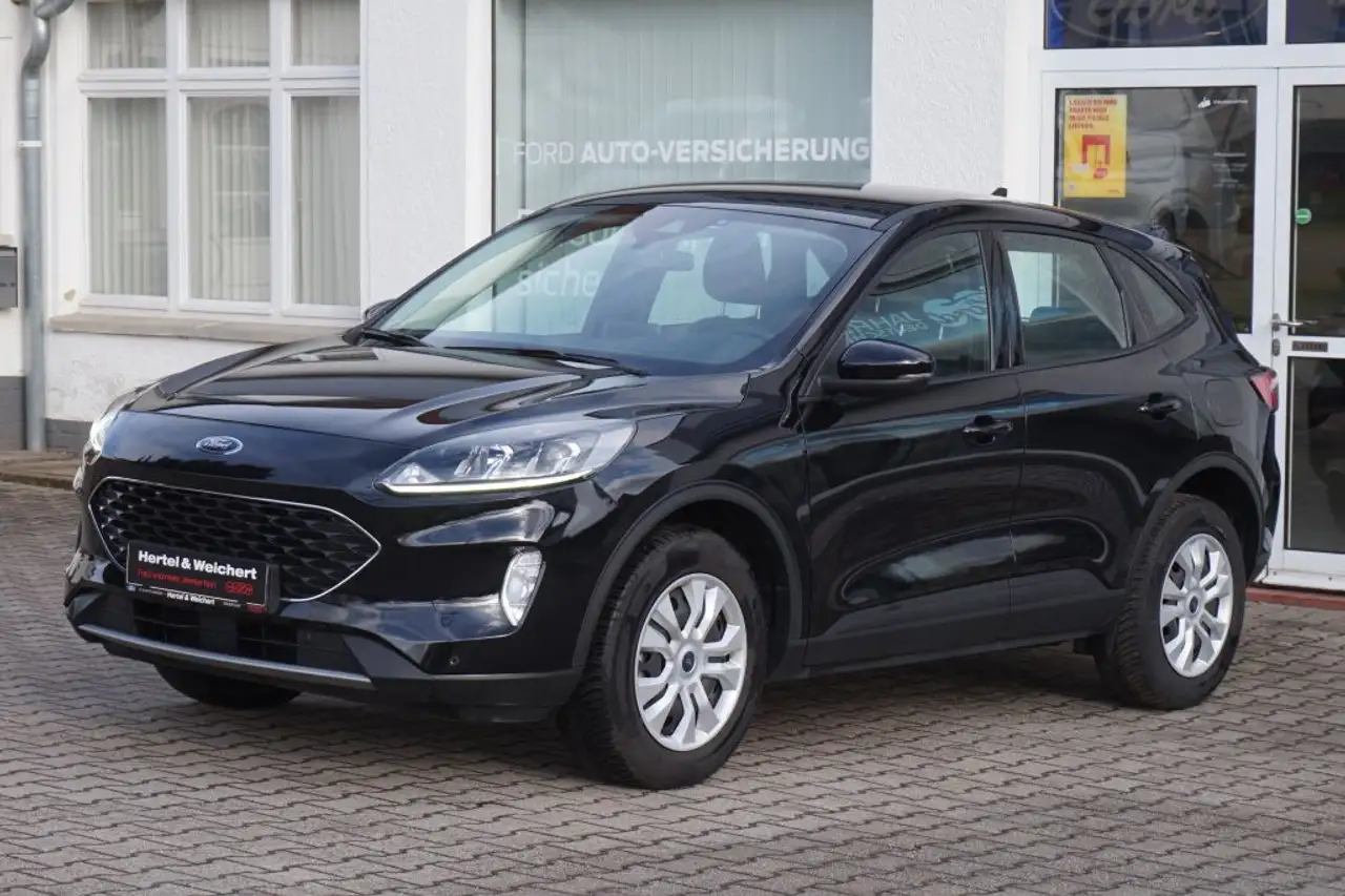 Ford Kuga 1.5 EcoBoost COOL&CONNECT — معرض صور السيارة 3