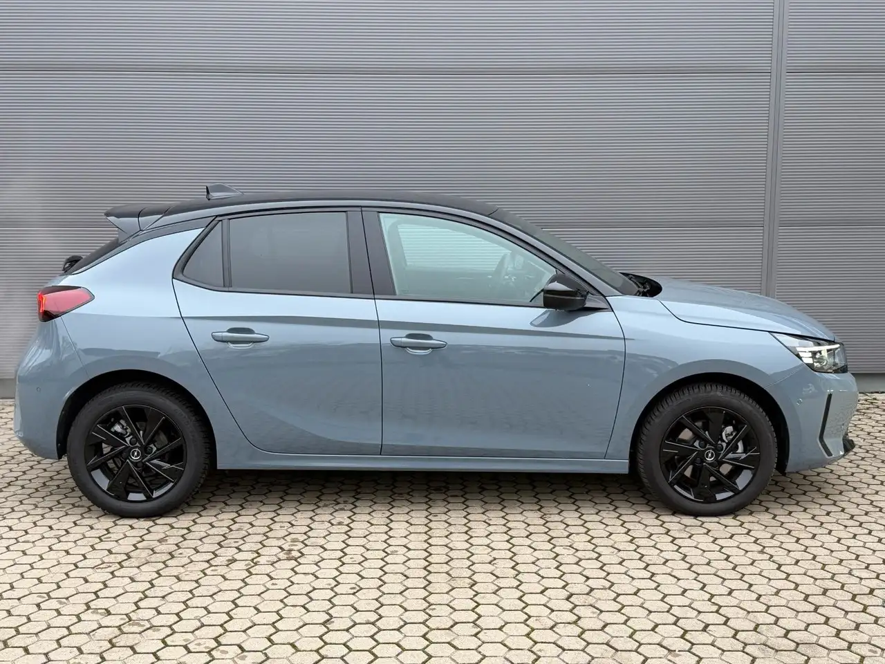 Opel Corsa F GS, NAVI-PRO, AUTOMATIK, KAMERA, KEYLESS — Galería del vehículo 5