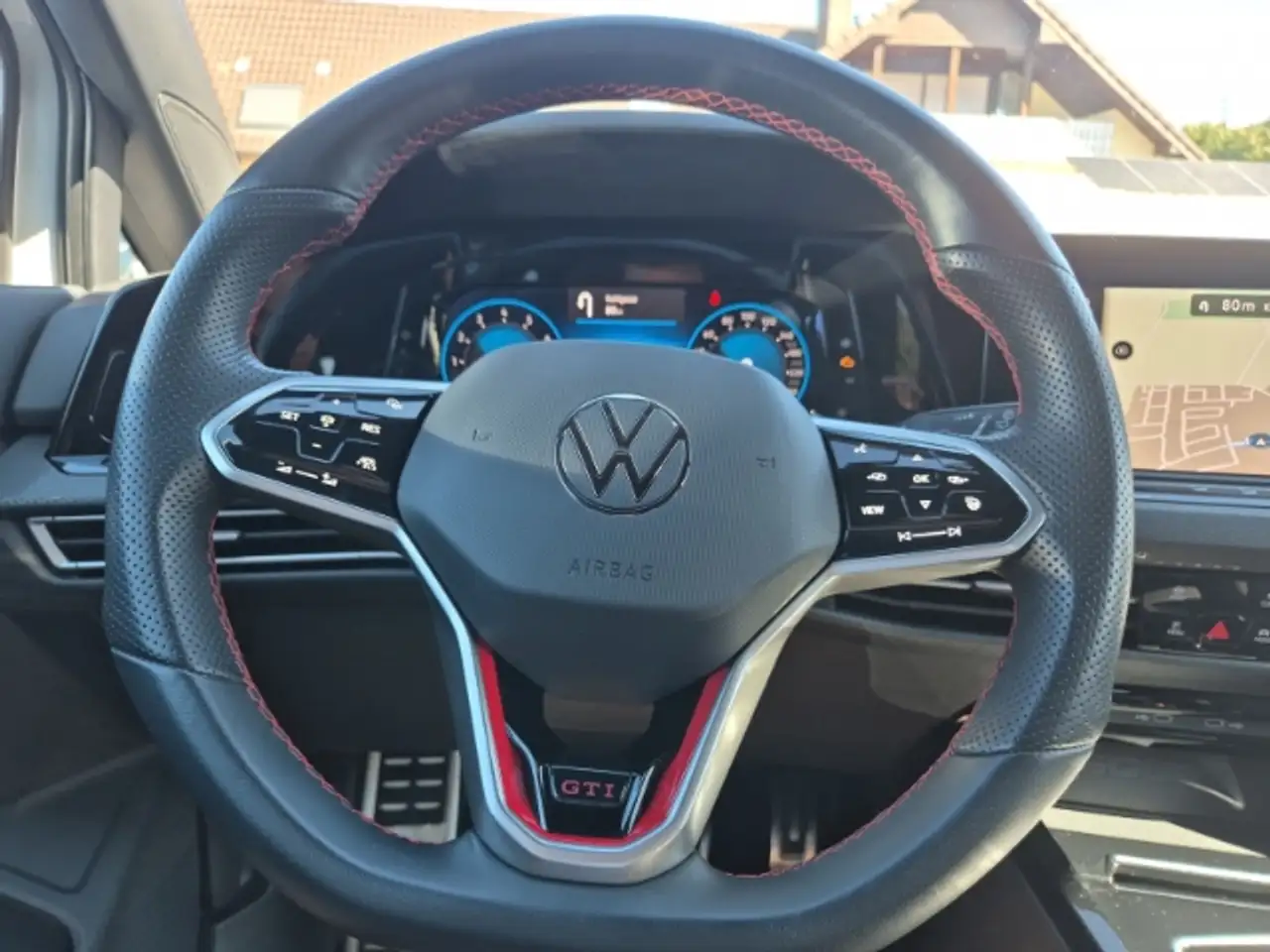 Volkswagen Golf GTI VIII *DSG*Navi*LED*Standhzg.*App-Conn.*Climatronic — معرض صور السيارة 14