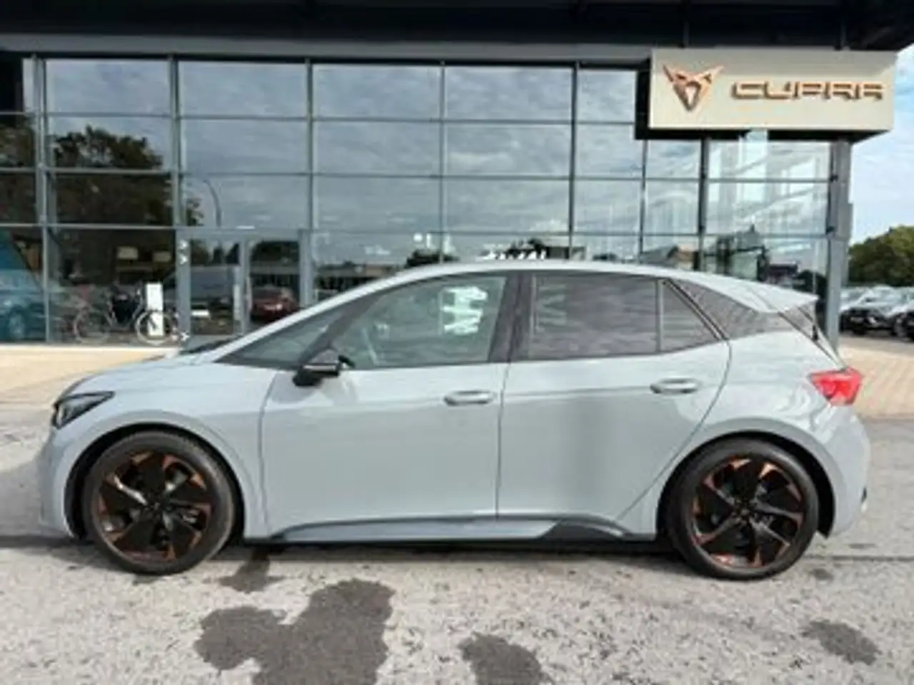CUPRA Born 150 kW *GJR*Winterpaket*5j Garantie* — Vehicle gallery 3