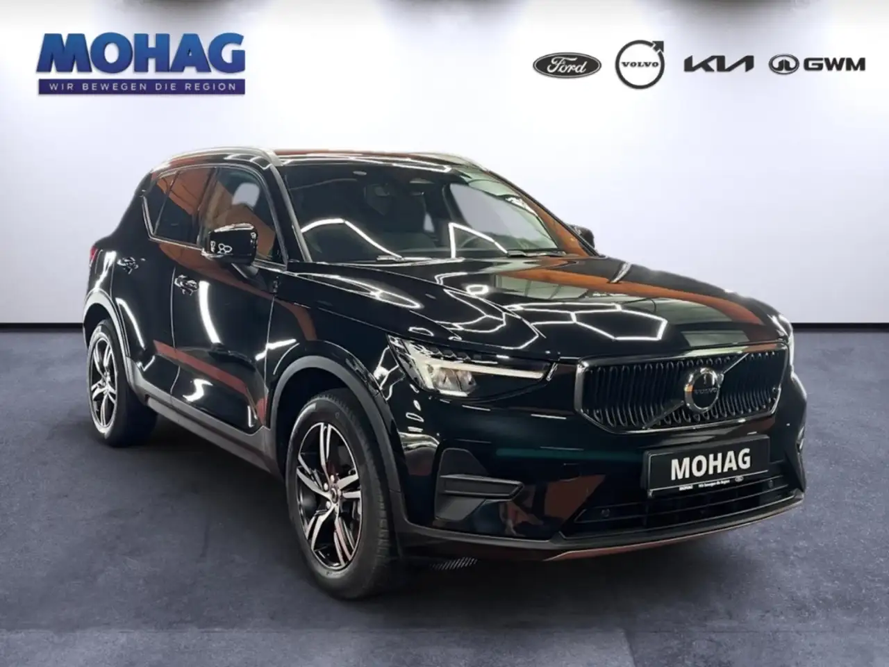 Volvo XC40 B3 2WD Core - ACC Sitzheizung AHK schw. — Vehicle gallery 2