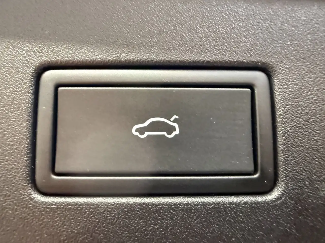 Volkswagen ID.5 GTX | MATRIX NAVI PANO HUD 360°KAMERA AHK — Galería del vehículo 15