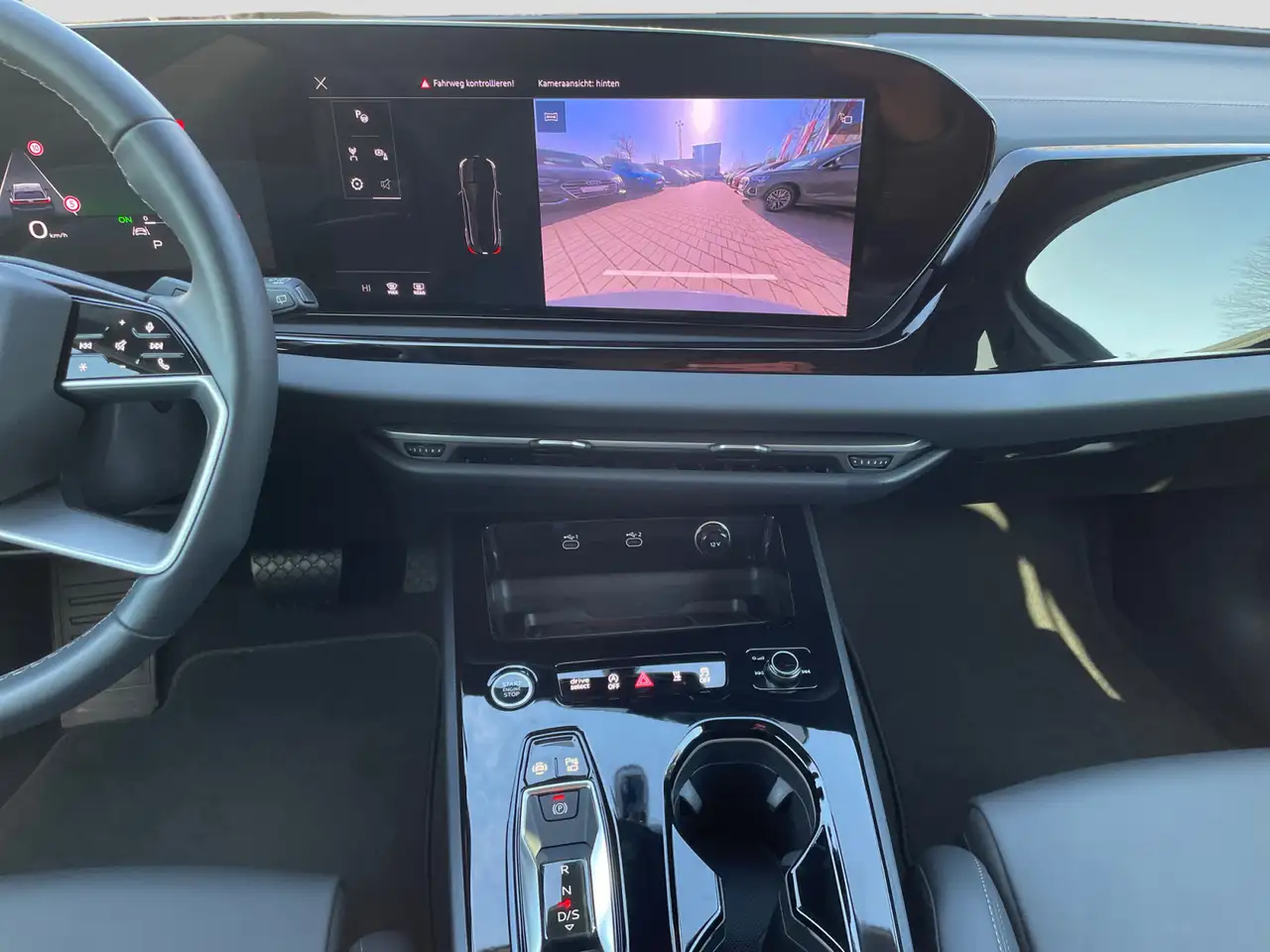 Audi A5 TFSI S tronic edition one HUD B&O Stand — معرض صور السيارة 7