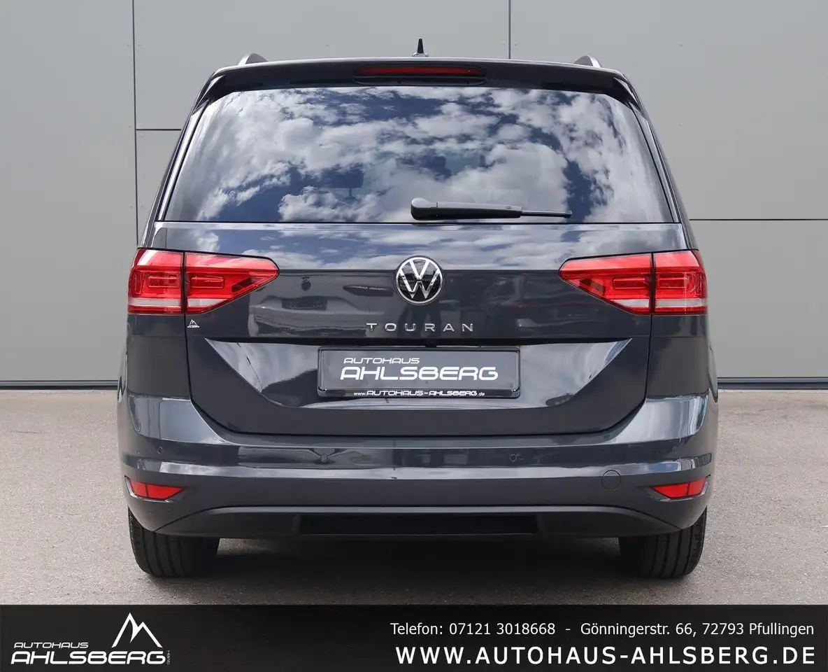 Volkswagen Touran COMFORT/ DIG.C/STAND./PANO/7-SITZ/APP/ACC/AHK — معرض صور السيارة 6