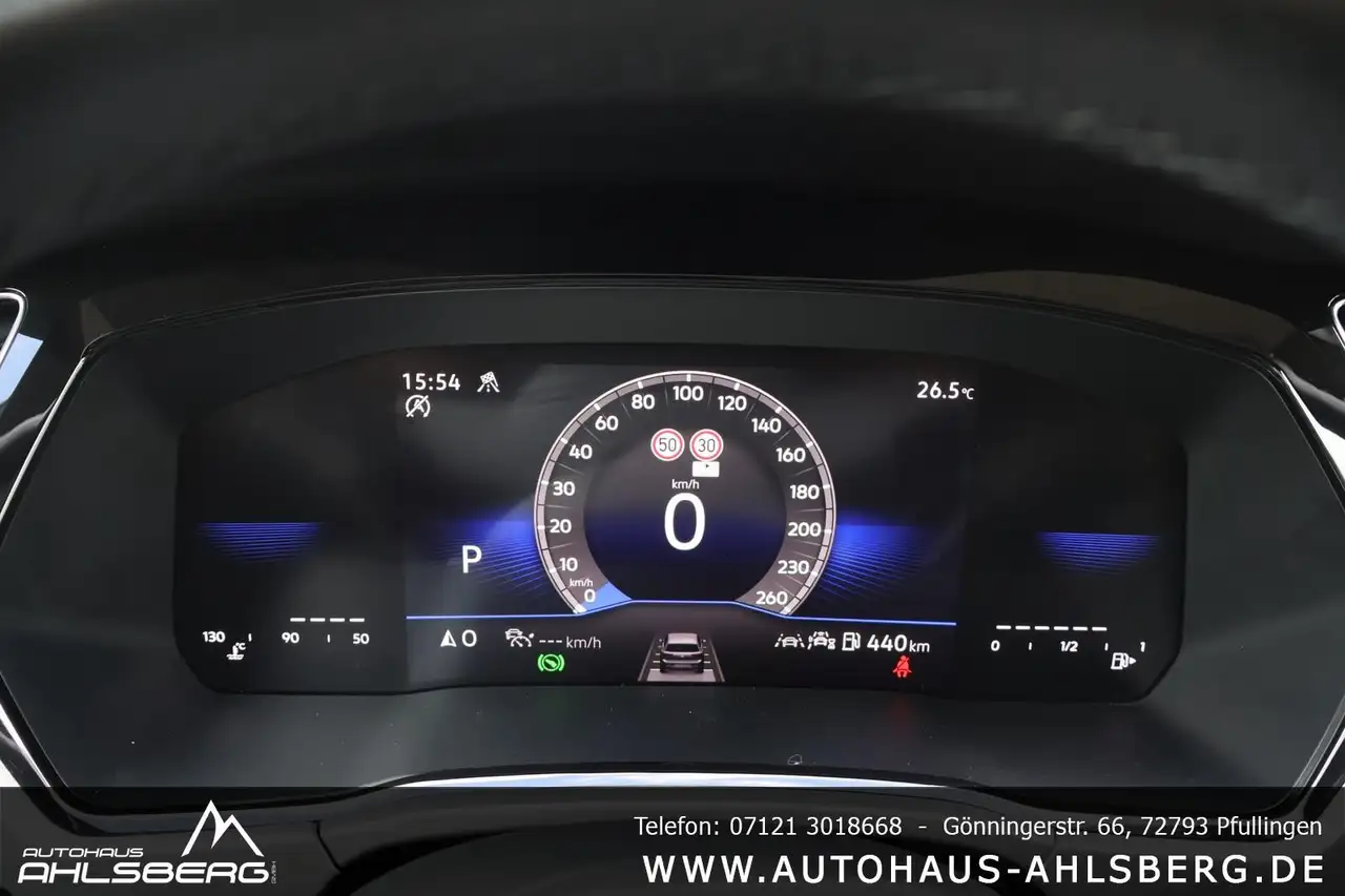 Volkswagen Touran COMFORT/ DIG.C/STAND./PANO/7-SITZ/APP/ACC/AHK — معرض صور السيارة 17