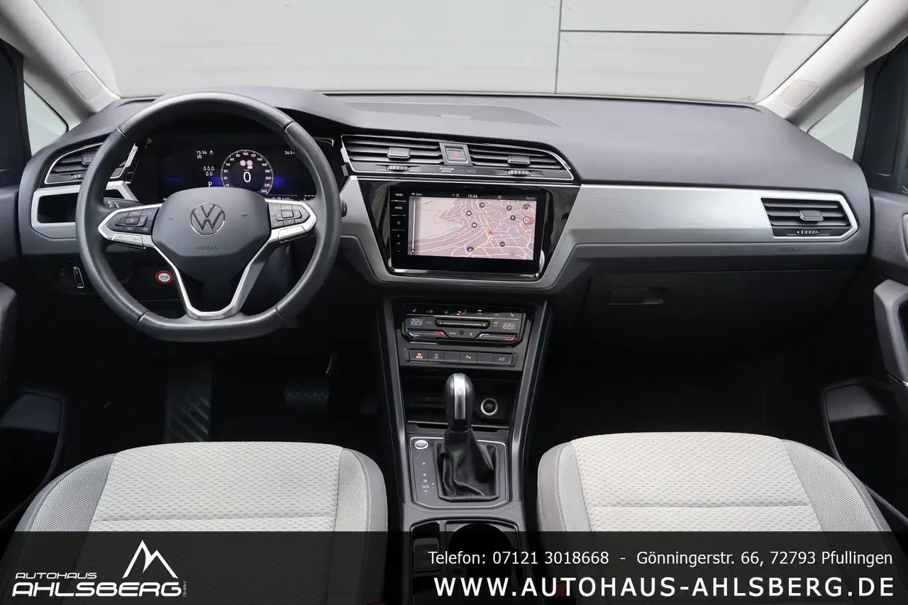 Volkswagen Touran COMFORT/ DIG.C/STAND./PANO/7-SITZ/APP/ACC/AHK — معرض صور السيارة 14