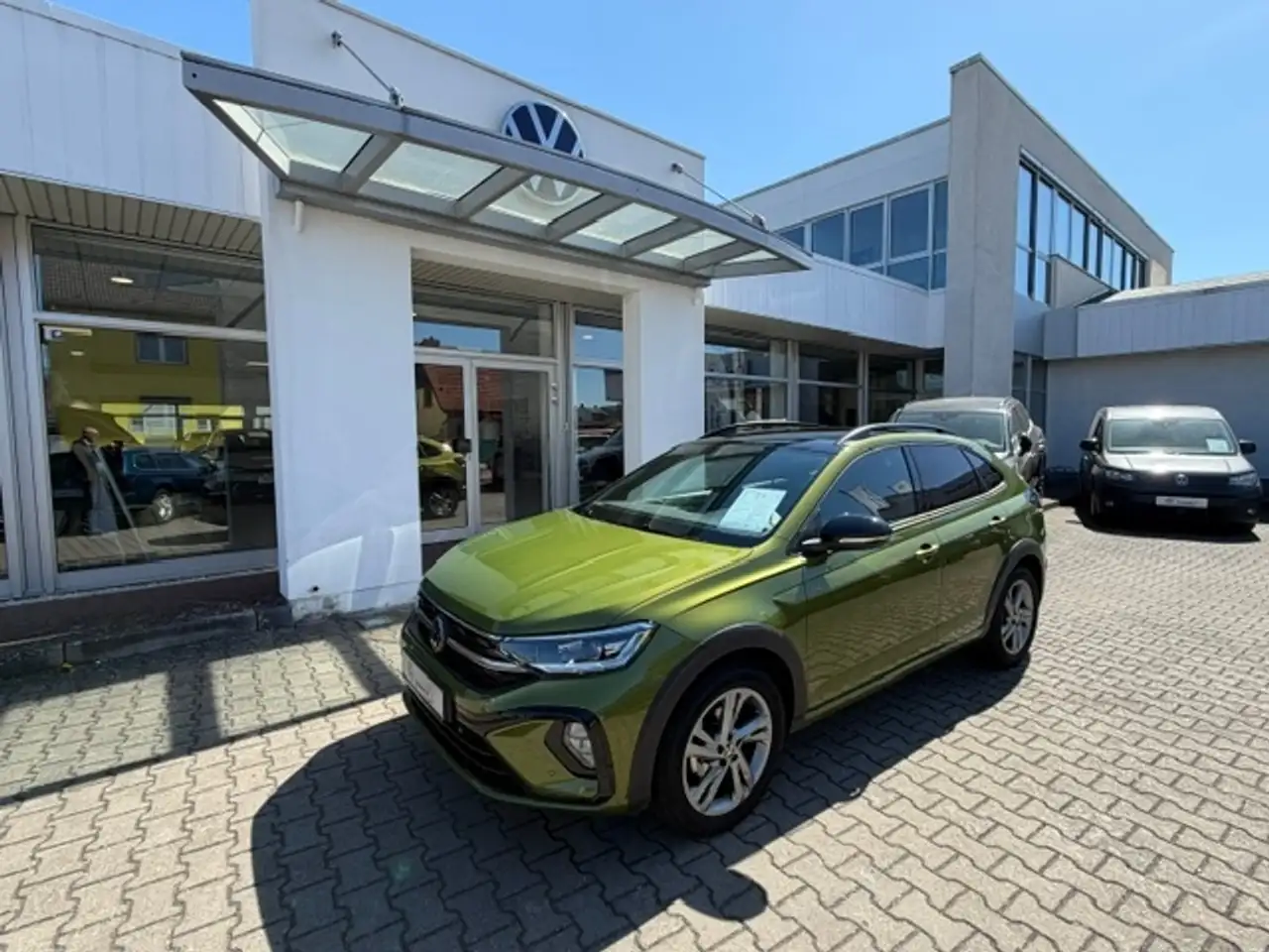 Volkswagen Taigo 1.0 TSI DSG R-Line — معرض صور السيارة 2
