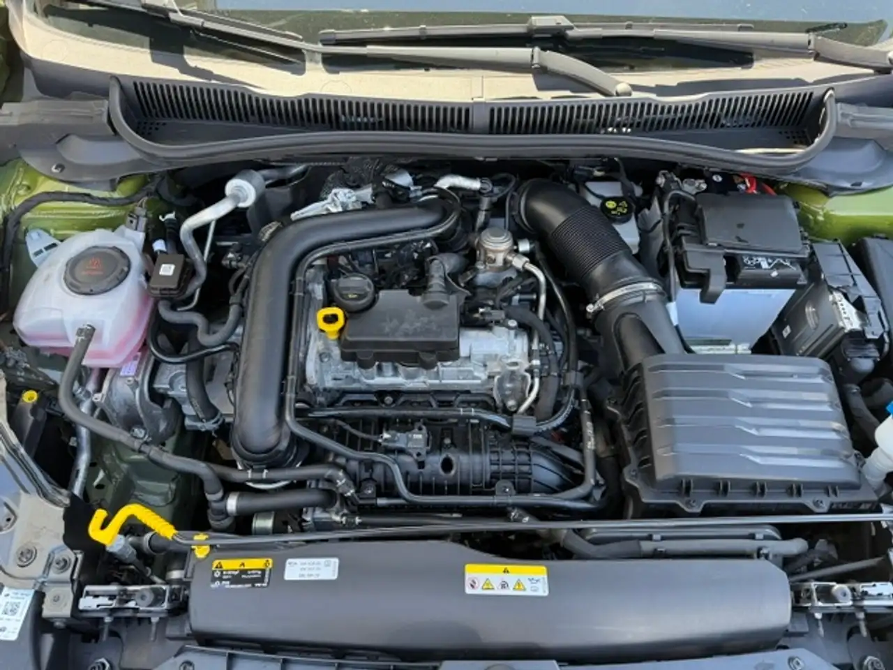 Volkswagen Taigo 1.0 TSI DSG R-Line — معرض صور السيارة 16