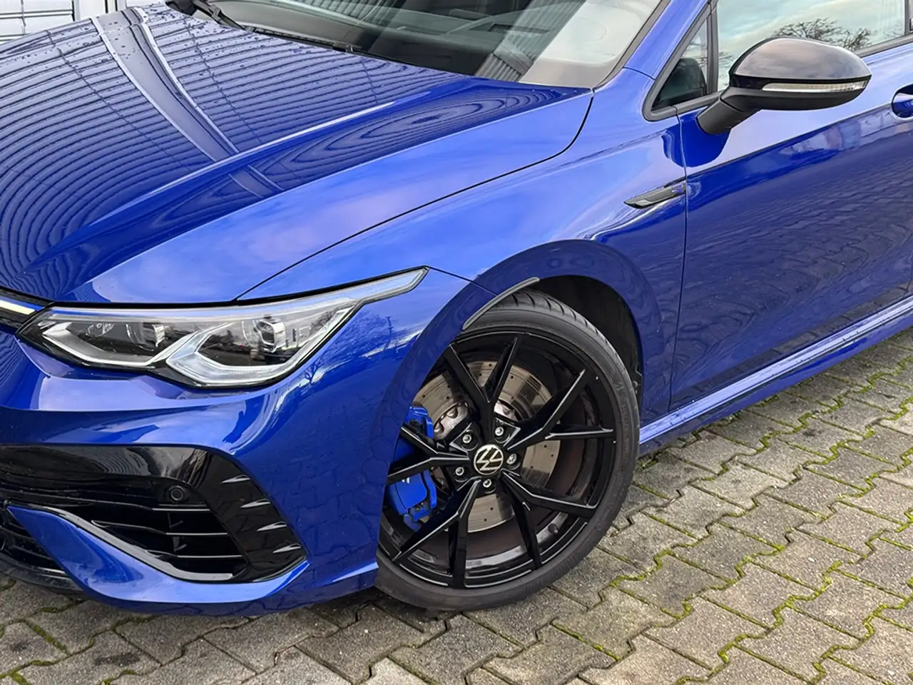 Volkswagen Golf VIII R 20 YEARS *MATRIX*H&K*HUD*LEDER* — Galerie du véhicule 3