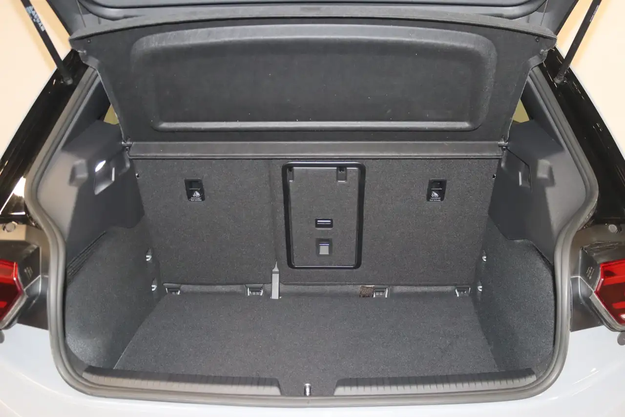 Volkswagen ID.3 Pro 150 kW-CCS-Virtual-Tempomat-LED-PDC-DAB — Vehicle gallery 7