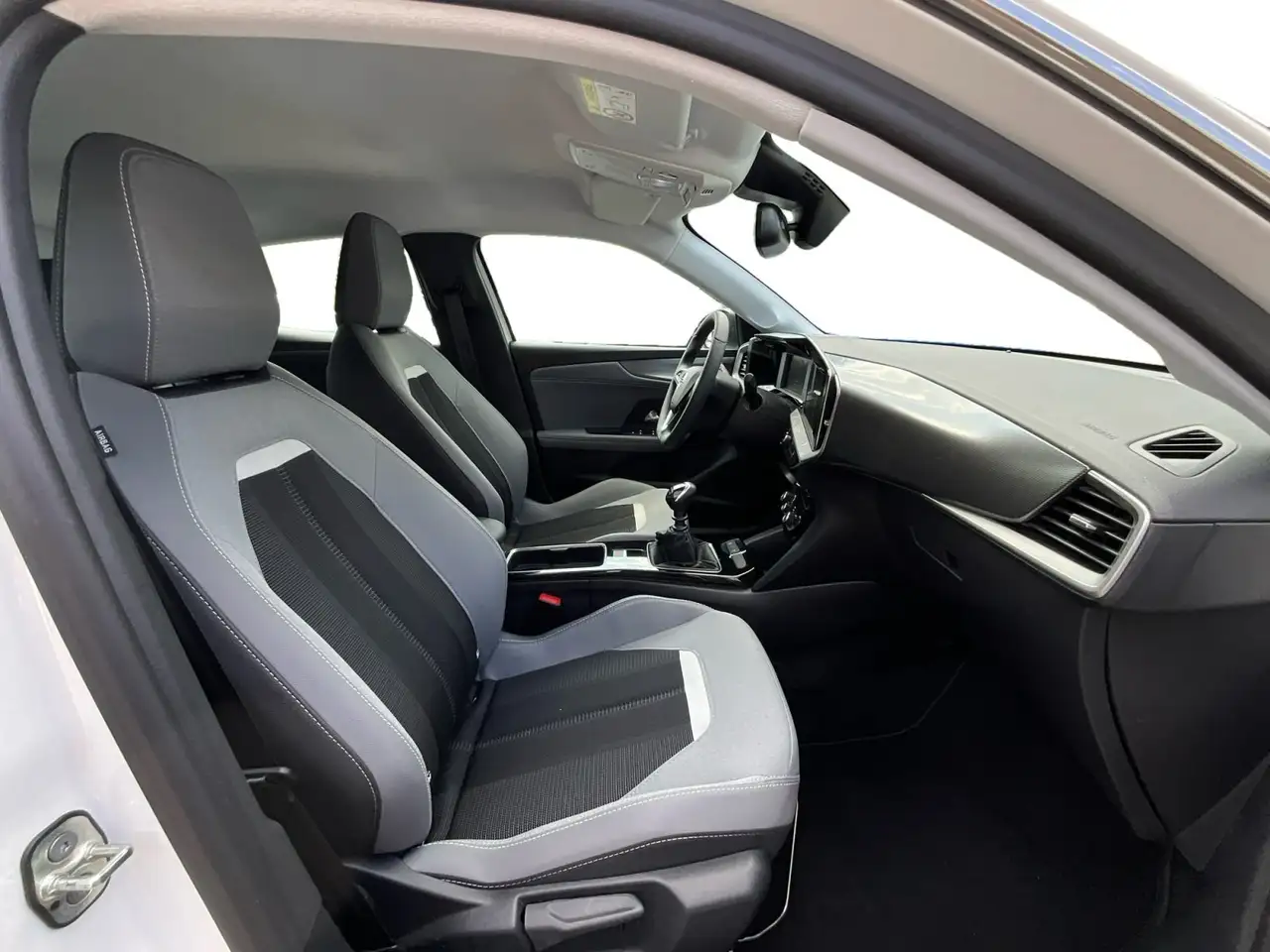 Opel Mokka 1.2 Elegance Rückfahrkamera, Sitzheizung — Vehicle gallery 17