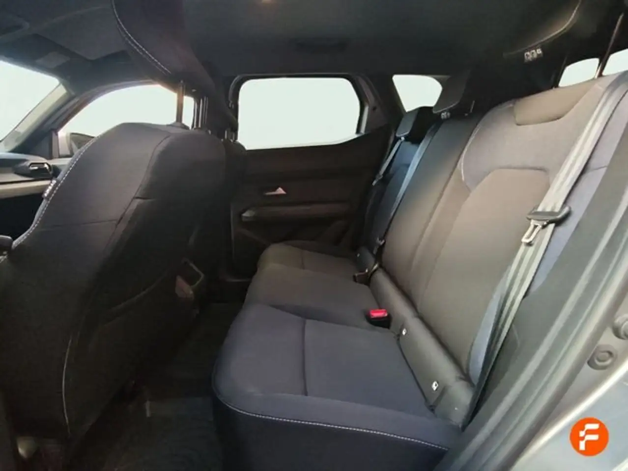 Dacia Duster 1.0 TCe ECO-G Expression 4x2 74kW — معرض صور السيارة 12