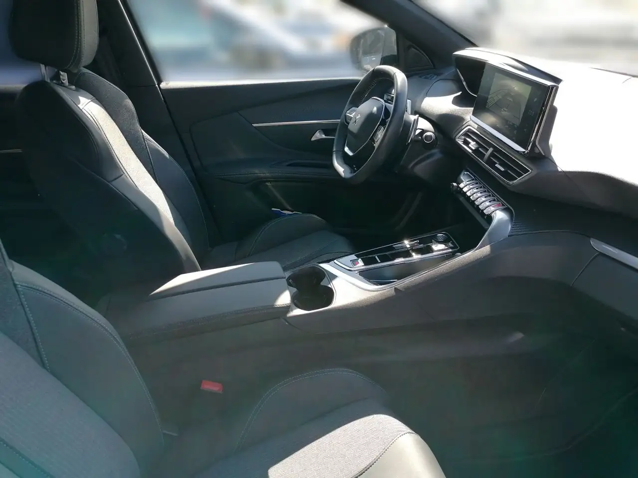 Peugeot 3008 1.2 136 e-DSC6 Allure Pack Navi PDC LED — معرض صور السيارة 12