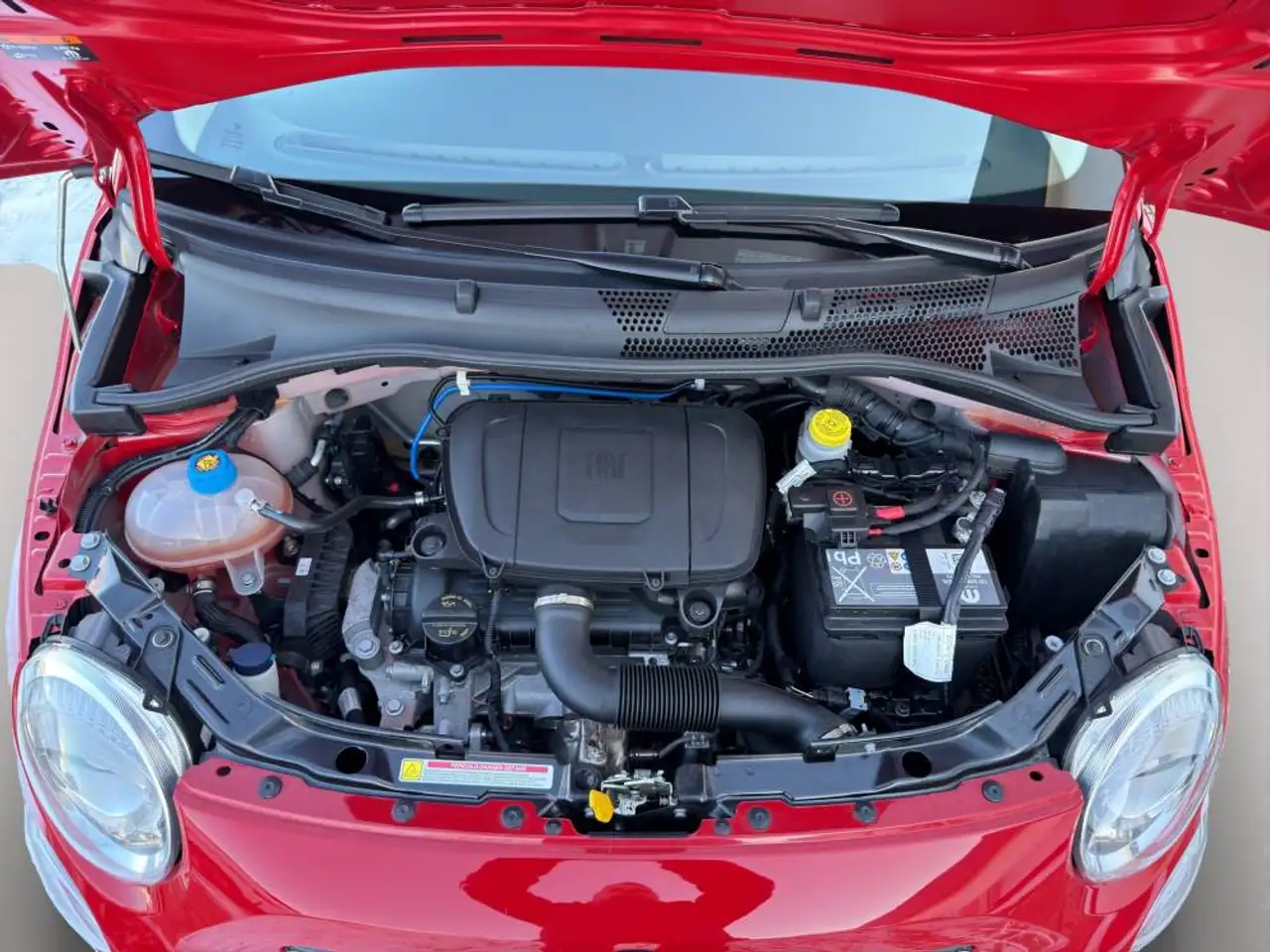 Fiat 500 Hatchback MY23 1.0 GSE Hybrid 51 kW — Galería del vehículo 13