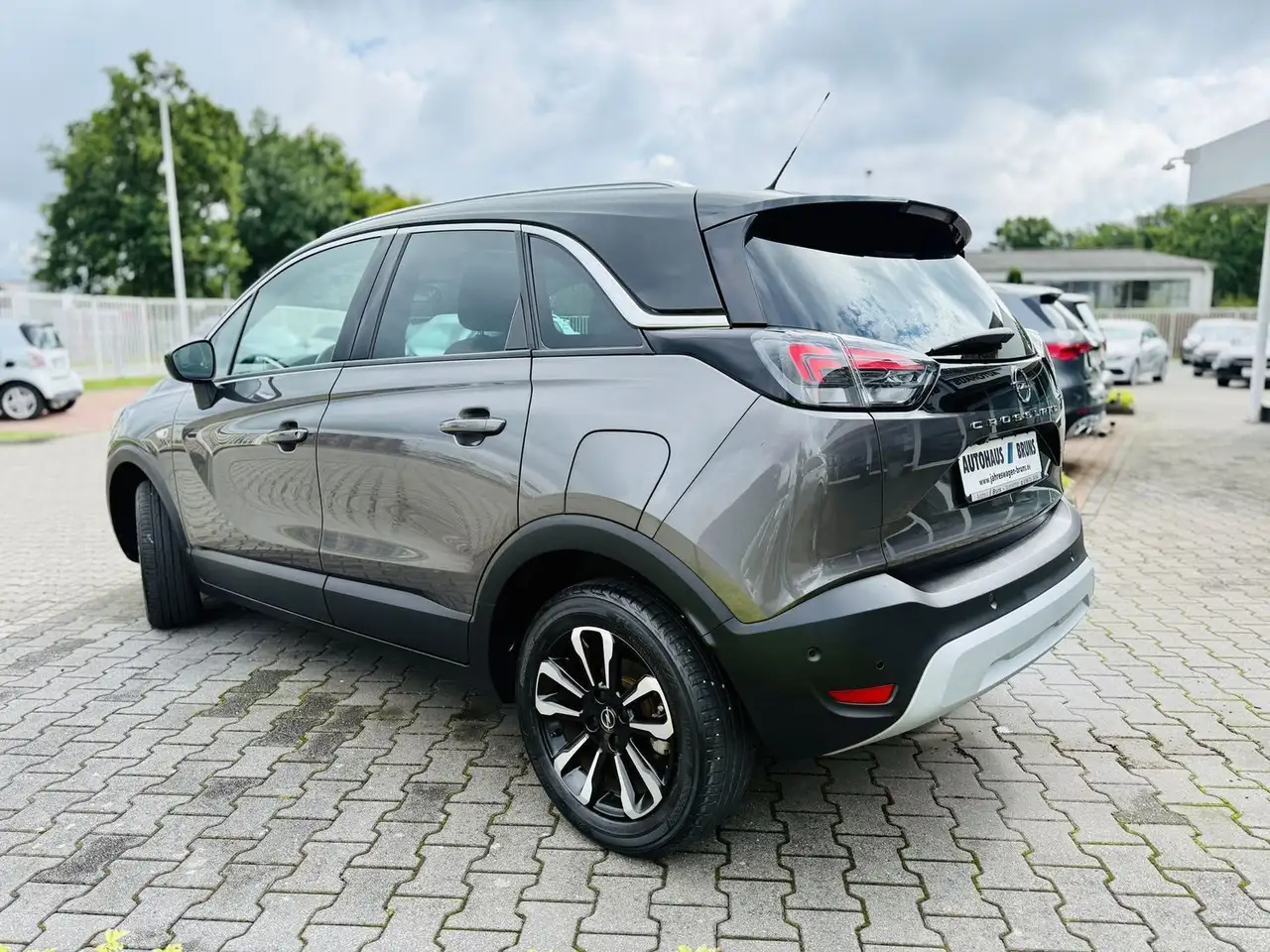 Opel Crossland X 1,2 T ELEG., Navi, Panod, LED, RFK, PTS, Tot, Spur — معرض صور السيارة 4