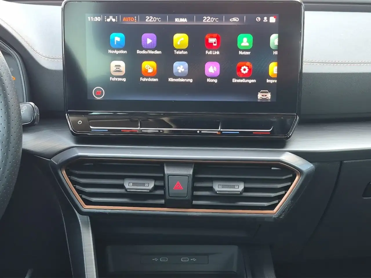 CUPRA Formentor 1.5 TSI DSG LED*NAV*VIRTUAL*ACC*SHZ*PDC*DAB*18"... — معرض صور السيارة 19