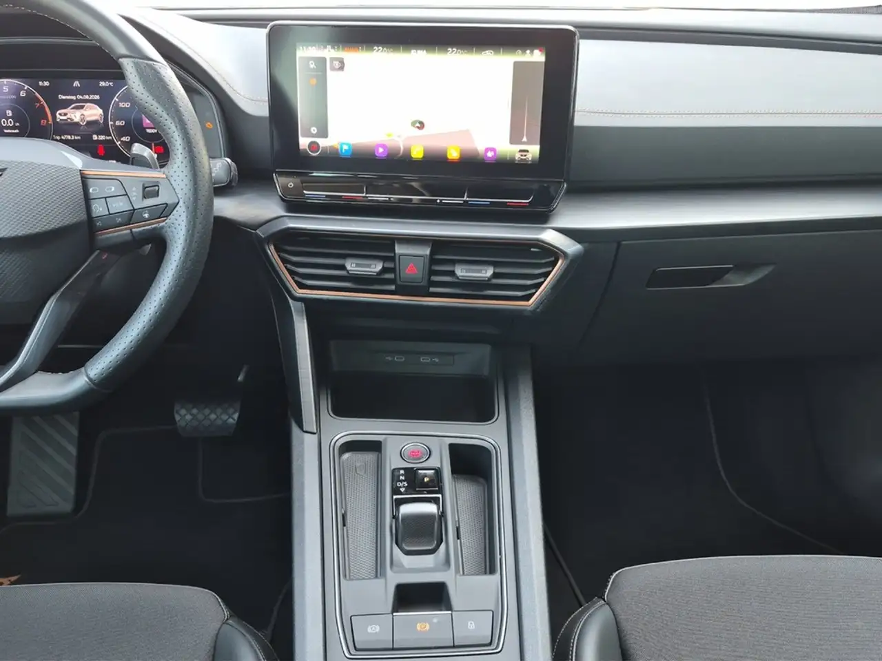 CUPRA Formentor 1.5 TSI DSG LED*NAV*VIRTUAL*ACC*SHZ*PDC*DAB*18"... — معرض صور السيارة 21