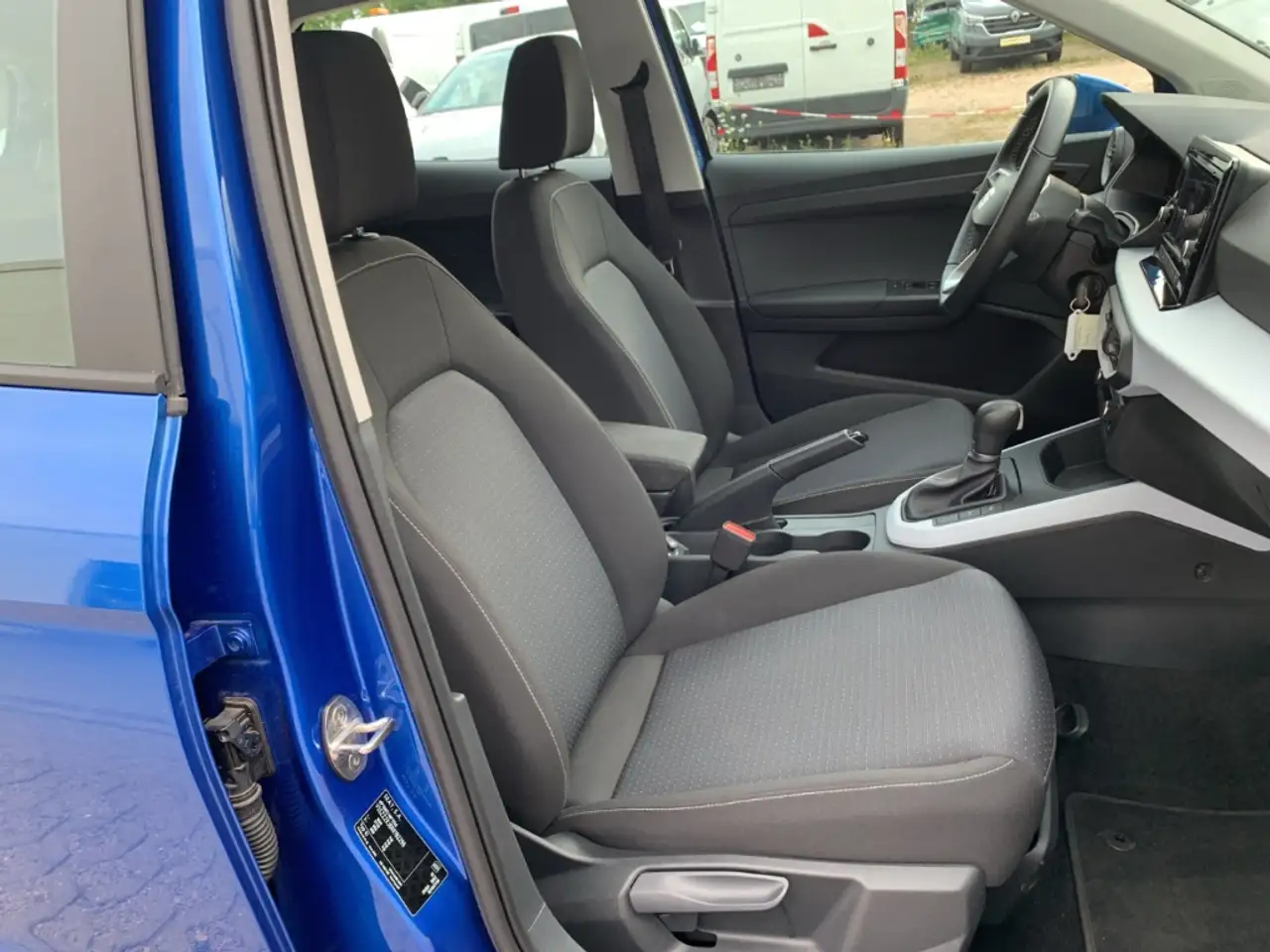 SEAT Arona STYLE EDITION 1.0 TSI Style Edition ACC+KAMERA+SHZ — Galerie du véhicule 25