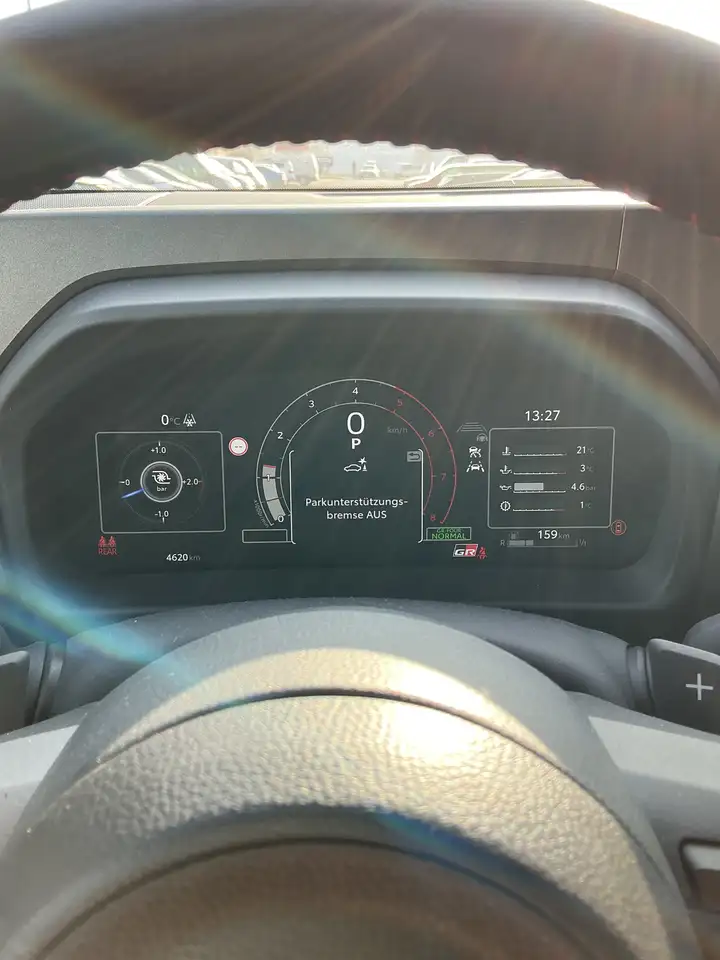 Toyota Yaris GR Convenience Paket Unterboden und Hohlraum kons. — معرض صور السيارة 13
