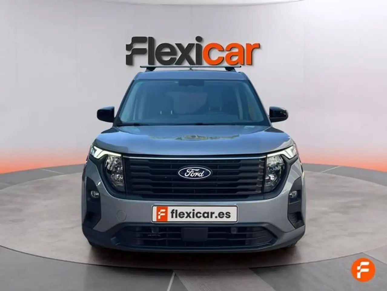 Ford Tourneo Courier 1.0 Ecoboost Active — معرض صور السيارة 2